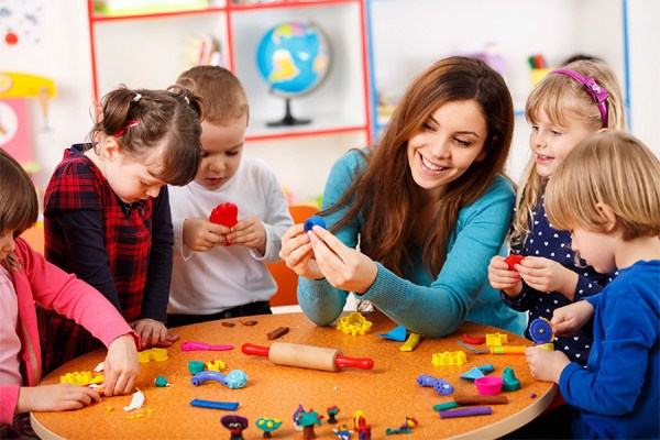 Chuyển đổi nghề giáo viên mầm non