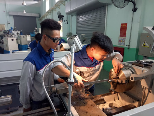 Chương trình đào tạo: Kỹ thuật viên cắt gọt kim loại