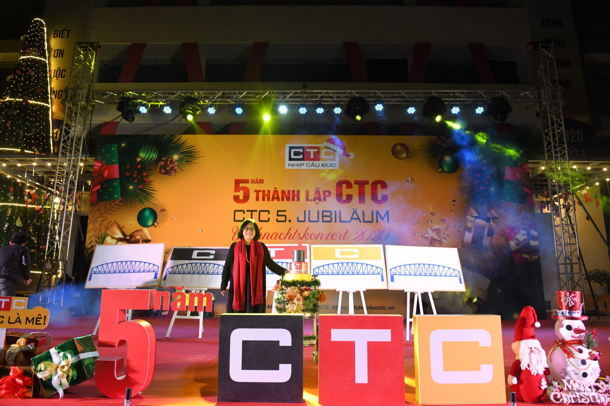 Đại nhạc hội Giáng sinh 2020 mừng sinh nhật CTC 5 tuổi/Weihnachtskozert 2020 zum CTC’s 5jährigen Bestehen