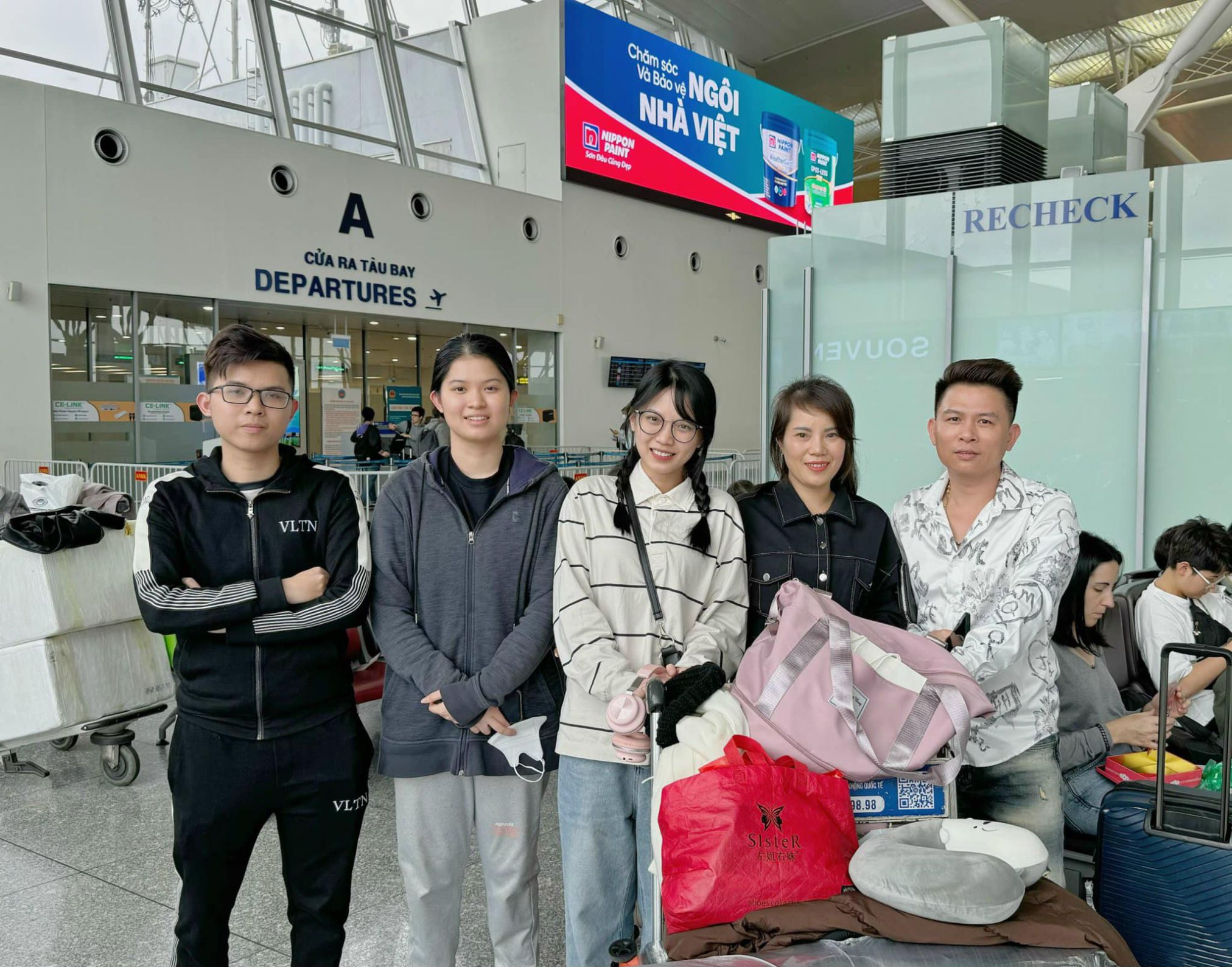 Chúc mừng học viên có Visa sang học ngành Trợ lý Nha khoa tại tp Muenchen.