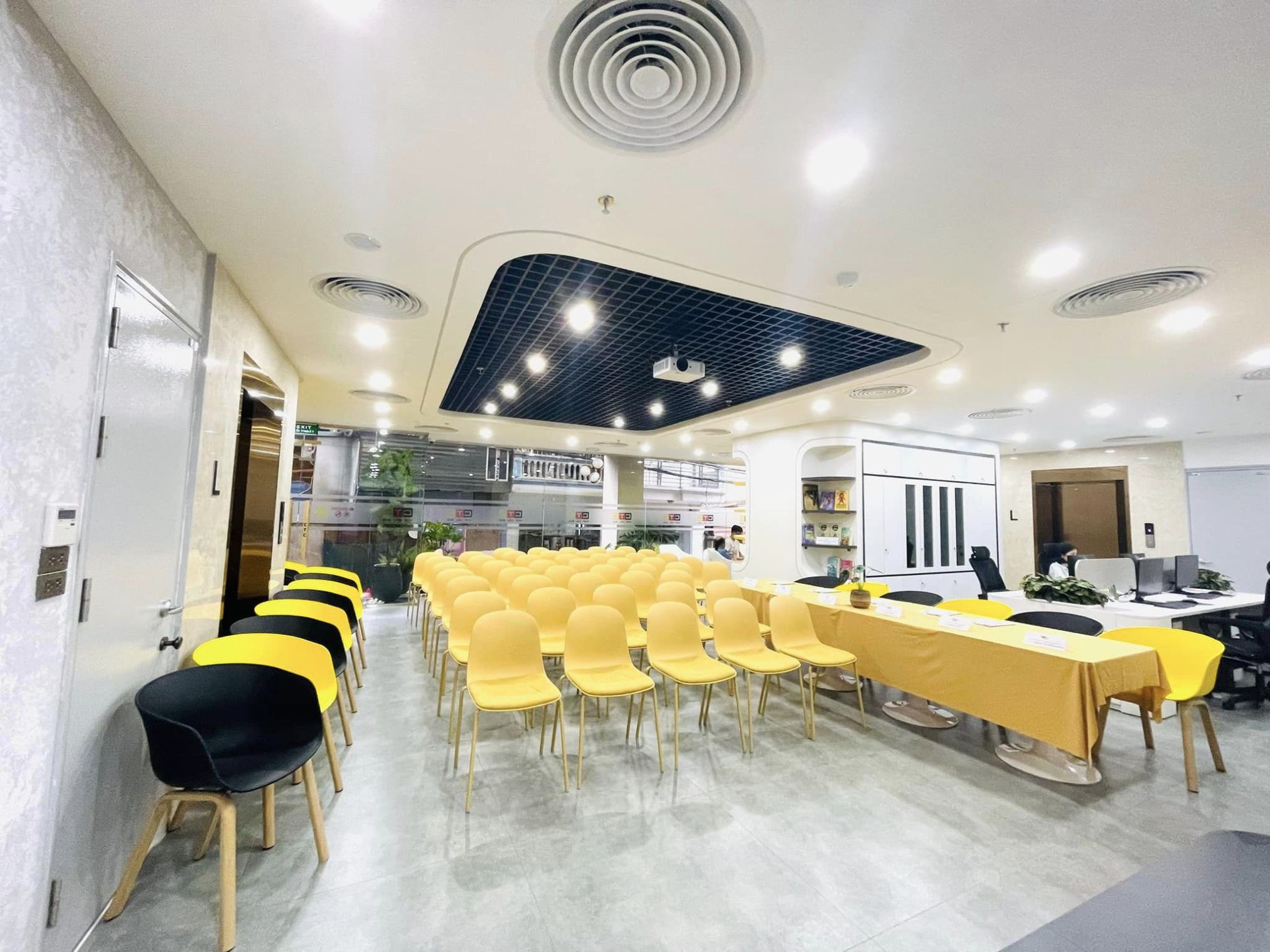 Nhịp Cầu Đức CTC: Trung Tâm Giáo Dục Hiện Đại Và Tiện Nghi