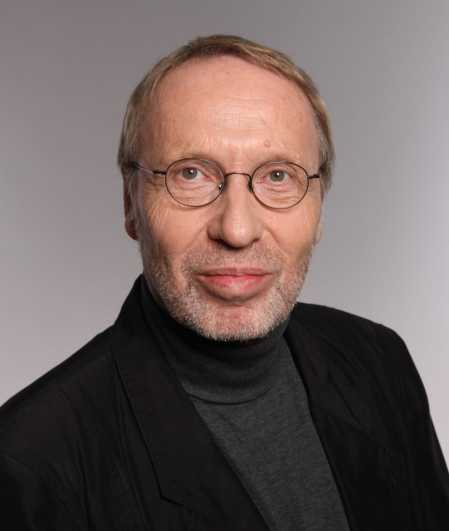 GS. TS. Bernhard Muszynski